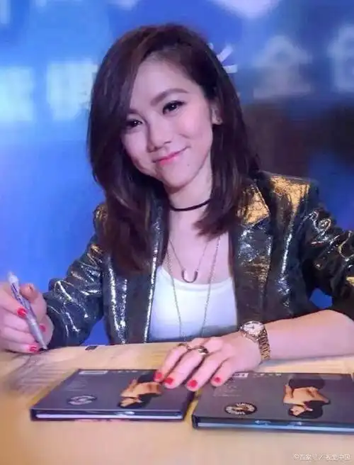 邓紫棋:从我是歌手到我是女王