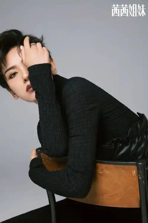 李晓峰 | 乐观的"人间卧底"