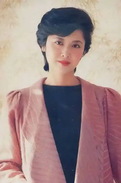 演员朱琳:嫁圈外丈夫,结婚43年无儿无女,71岁依旧坚持丁克_杨洁_什么