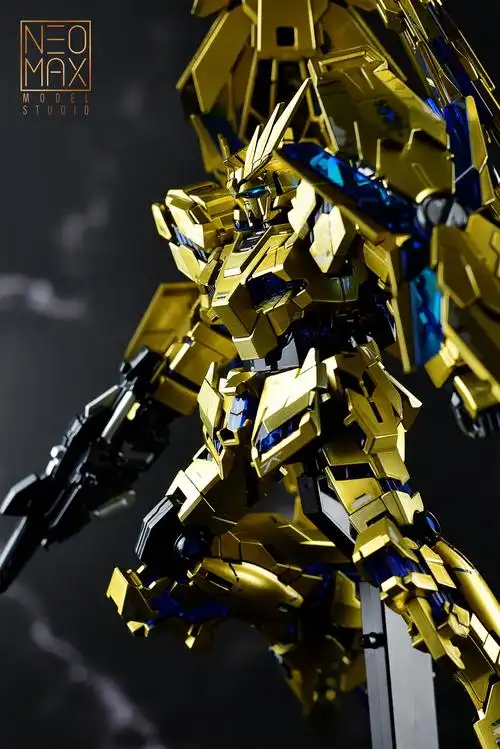 高达模型作品【hg独角兽三号机-菲尼克斯 ver.nt】