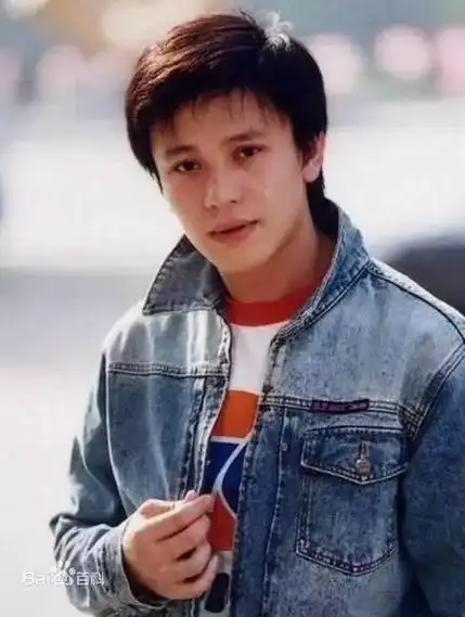 十七岁不哭演员表剧照,他曾是一代青春偶像,李晨为他做配角,如今却