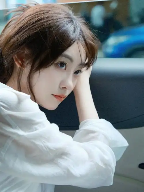 祝绪丹白水妆#祝绪丹白水妆96祝祝好适合这个妆容~清新美女一枚呀