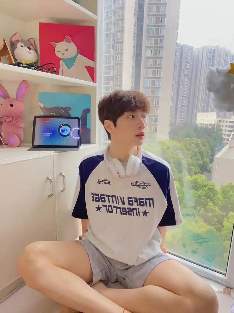 少年感 #男孩子真是可爱的生物 #小奶狗 #可帅可甜 #腼 - 抖音