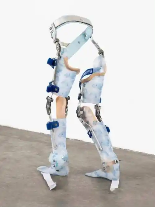 机械姬照进现实,关于假肢时尚背后的适应性设计_艺术_作品_superelle