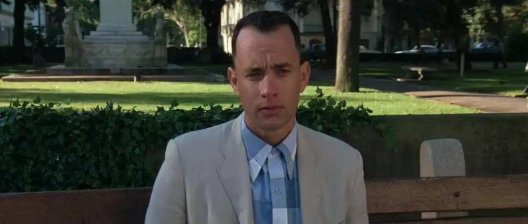 一部接近严肃的历史电影《阿甘正传》