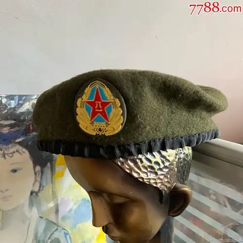 老军帽女兵贝雷帽
