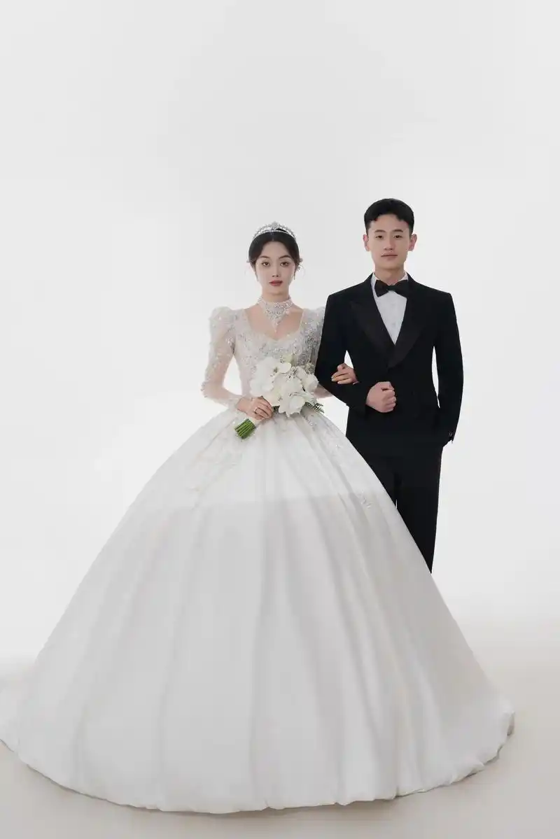 90婚礼邀请函90 7815囍6196770061囍78 新郎