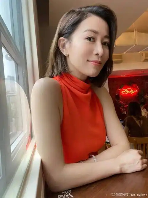 47岁佘诗曼未婚独居:没有爱情,但有很多很多钱_财富自由_工作_男友