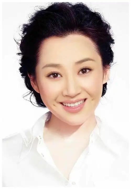 娱乐圈五大梨涡美女pk五大酒窝美女,黎姿惊艳,林心如职业装__财经头条