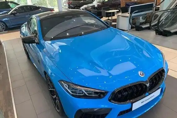 选装这款蓝色宝马车漆,你觉得值不值?