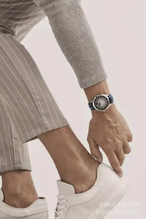 名士baumatic月相腕表"摆拍",太会摆了 丨 大腕钟表新媒体-全球腕表