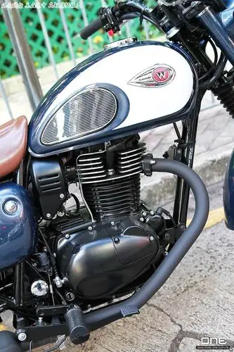 延续estrella250的复古先锋2019川崎w250specialedition特别版