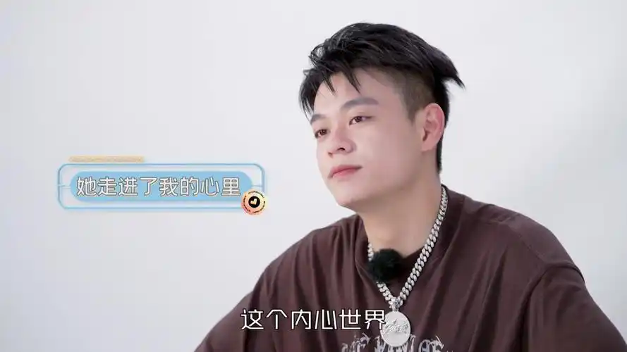 密哥后采大放送~ 周密@周密_cj 在大家面前总是展现搞笑的一面