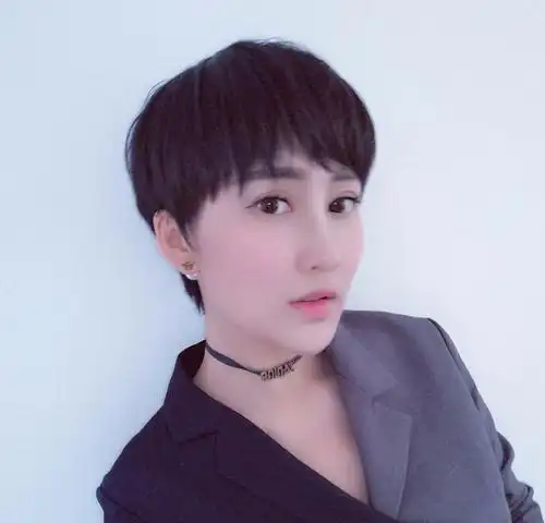 女生短发发型图片帅气2