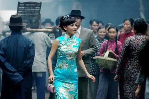 《纸醉金迷》收视飘红 胡可演绎刁钻美人(组图)