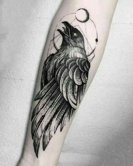 暗黑系的乌鸦纹身图案欣赏(4/9)