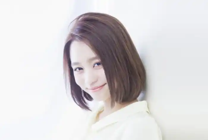 中发波波头_今夏清爽一翻 最新直发发型图