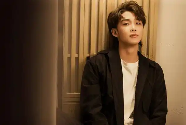 p data-id="2lojweellwy">王赫野,1998年2月2