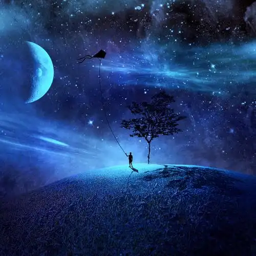 一个人往山上走