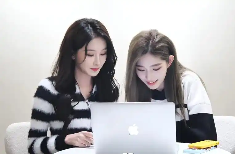 snh48王奕周诗雨《一周的日记》"最最后"的小惊喜之心愿复盘