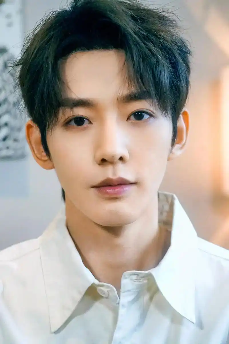 邓为如果不是因为受伤来当演员,也会是个很优秀的舞 - 抖音