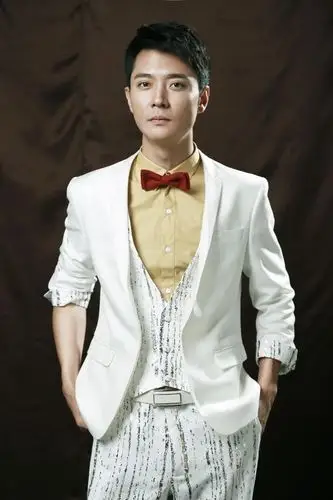 求张丹峰的图片