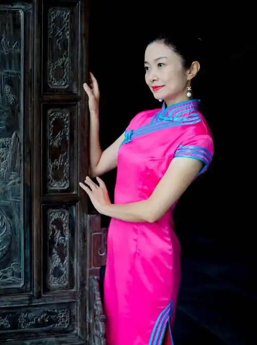 旗袍佳丽相约茗兰舍 - 美篇