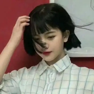 高冷霸气短发女头像