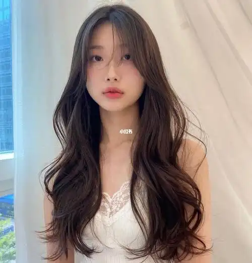 瘦脸发型  #圆脸发型推荐  #造型烫  #纹理烫  #长发  #女生长发