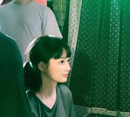 而金宇彬的女友申敏儿在他患病后一直没有出现,直到几天前po出一张