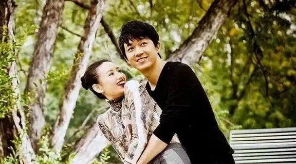 曾经的金童玉女,董洁和潘粤明,如今已经无法再像以前那样见面并微笑了