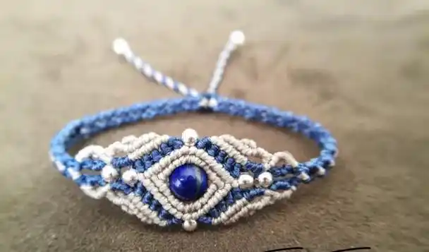 新年里编织一根独一无二的手链给自己一个祝福附编绳教程