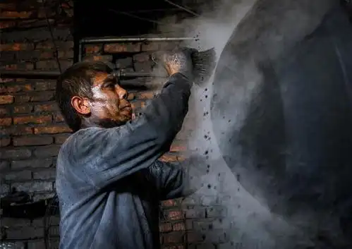 农村怪象:男人在家种地,女人出去打拼,老农:女人在城里受欢迎