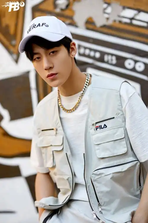 任世豪个性时尚写真图片