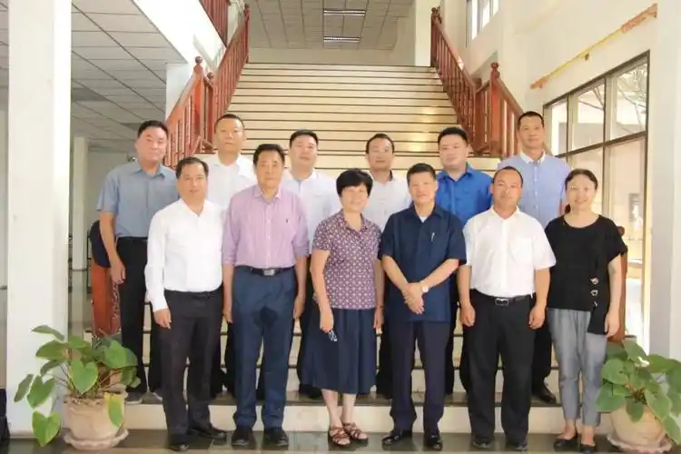 老挝中华总商会 - 主页