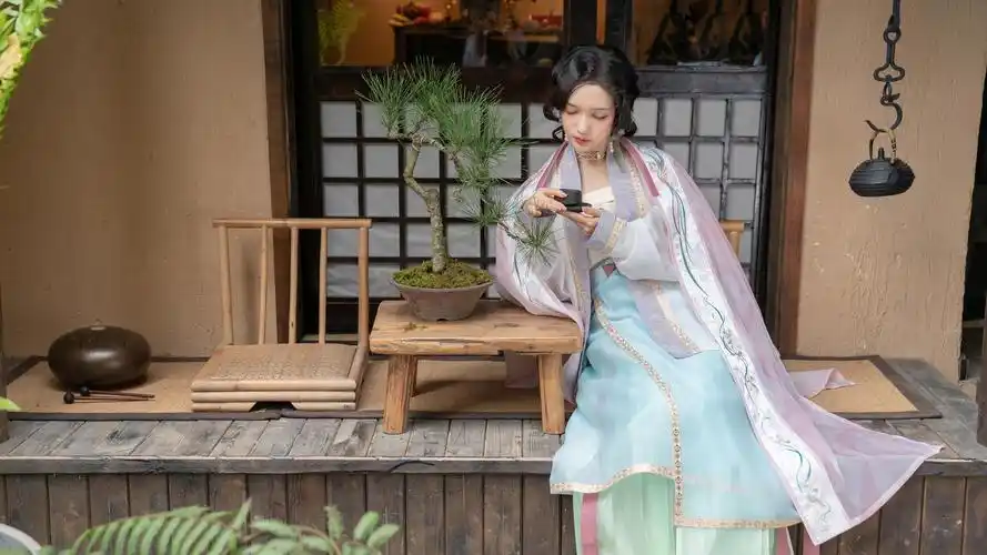 汉服美女齐胸襦裙优雅唯美写真