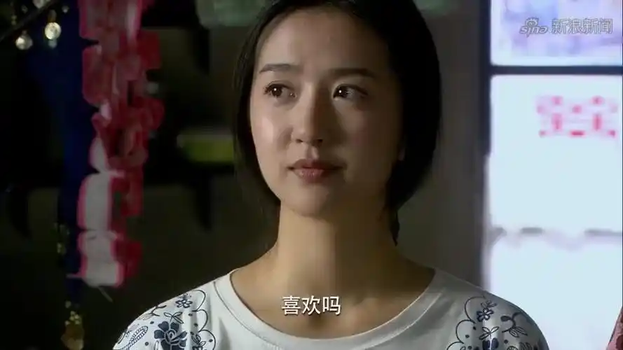 你是我的眼:邱雪花的婚纱照被影楼公布,邱跃进来砸场子,真爷们