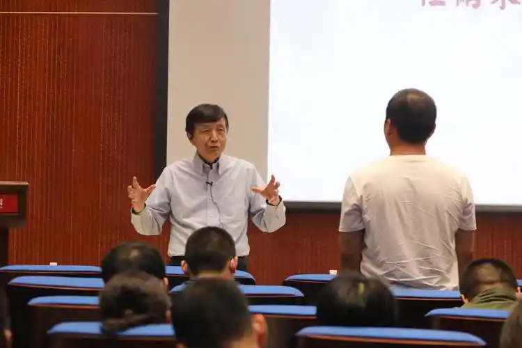 平民学校举办中华平民文化的影响与传承讲座