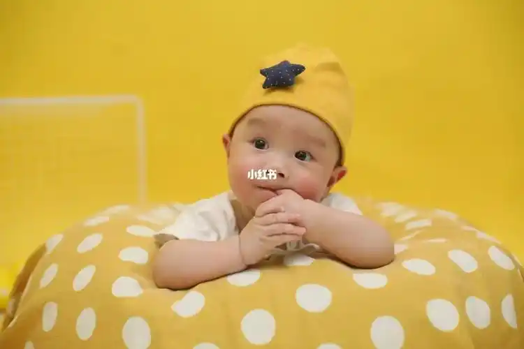 我的男孩笑着长大啦_萌娃_萌娃_宝宝日常