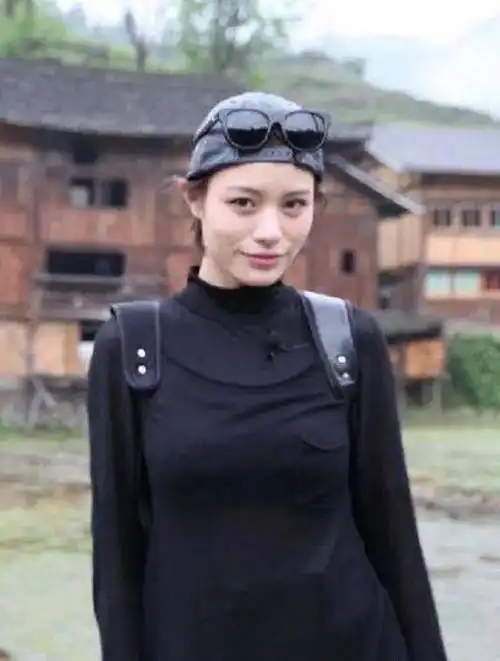 汪峰前妻葛荟婕脱单失败宣布新恋情告吹却被质疑做母亲不合格