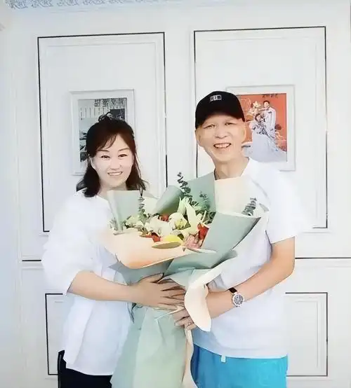 回顾要钱没钱要貌没貌这8个丑男娶的老婆咋都这么漂亮