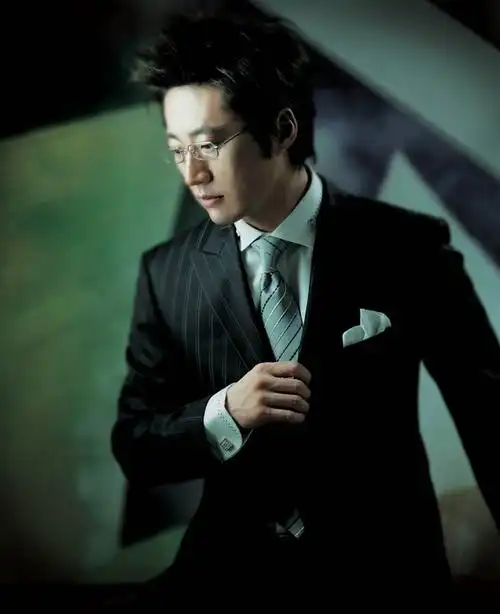 朴信阳maestro06春装正装系列打造最炫白领男士