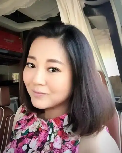 如今被丑夫宠7年胖200斤