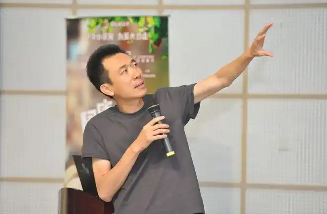 编剧|土豆网|艺术家|小说家|动画产业公司|王微(创业家)_网易订阅