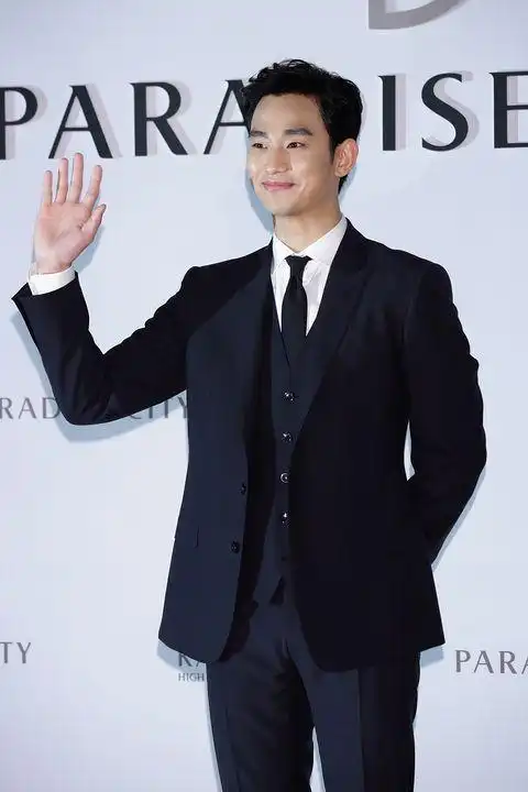 原创金秀贤的经典款西装盘点!一窥金秀贤的不败简约风格正装衣橱