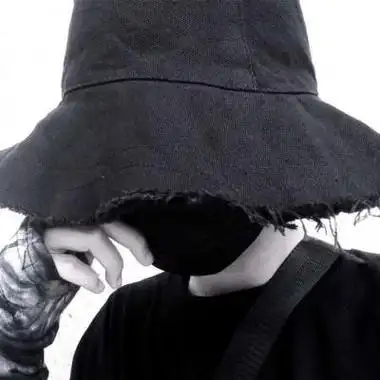 男生头像戴帽子遮脸要酷