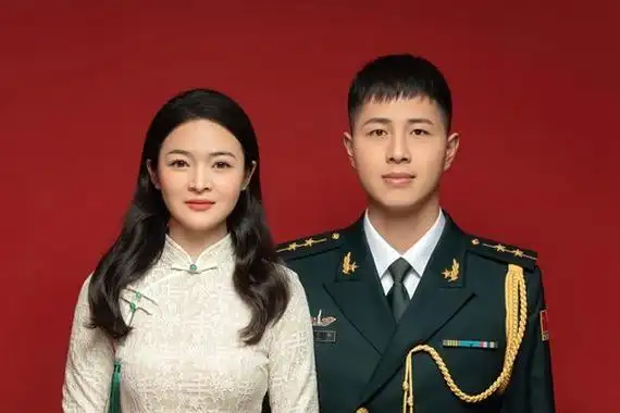 这12对军人结婚照都太好看啦!