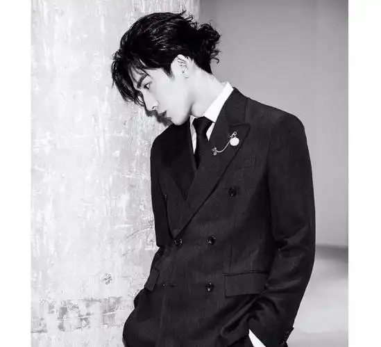 男生丸子头怎么扎好看男生扎头发图片