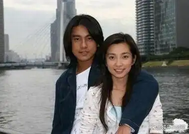 4位"老牛吃嫩草"的女星,个个颜值与财富并存,偏偏情迷小鲜肉