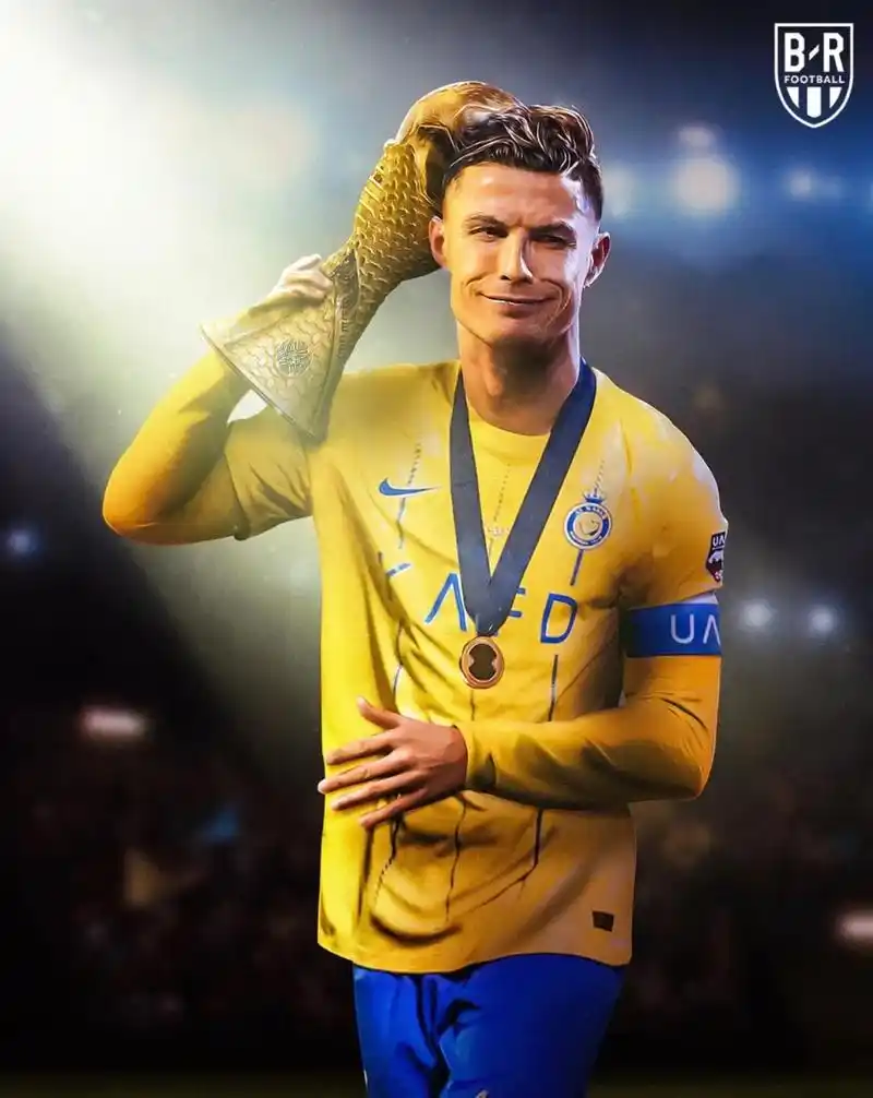 c罗获得沙特生涯首冠 金靴  c罗利雅得胜利首冠夺冠氛围 高清帅照 c罗